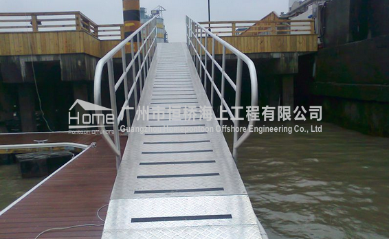 恒桥海工铝合金引桥